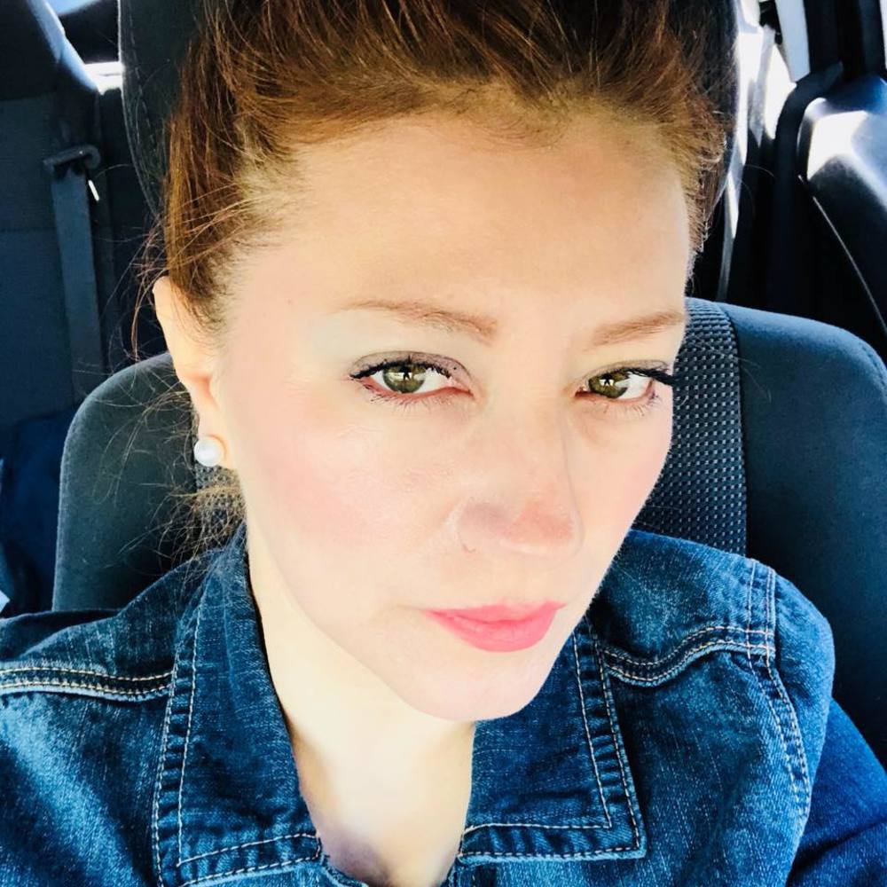 Meet your Posher, Cynthia